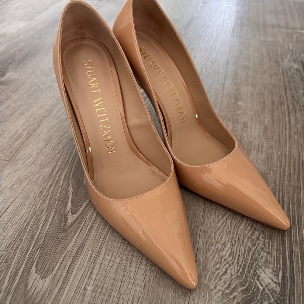 Stuart Weitzman Power 100 Patent Leather/Adobe Beige Size 7B